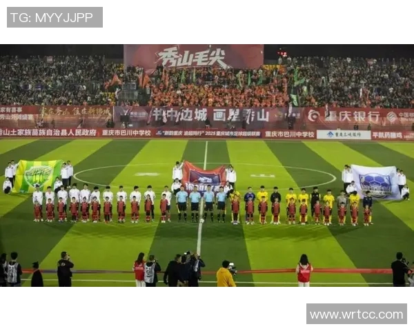 国家足球队比赛激战正酣球迷热情高涨期待精彩瞬间与胜利时刻